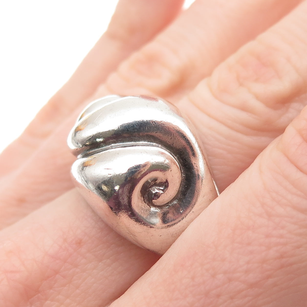 925 Sterling Silver Vintage Modernist Dome Oxidized Ring Size 6