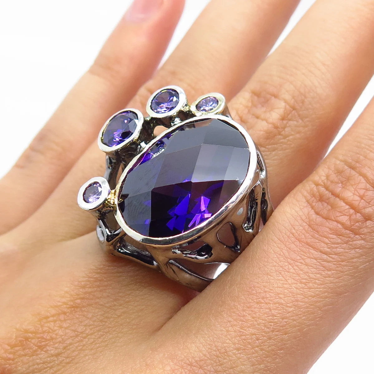 925 Sterling Silver Vintage Blue C Z Oval Ring Size 9