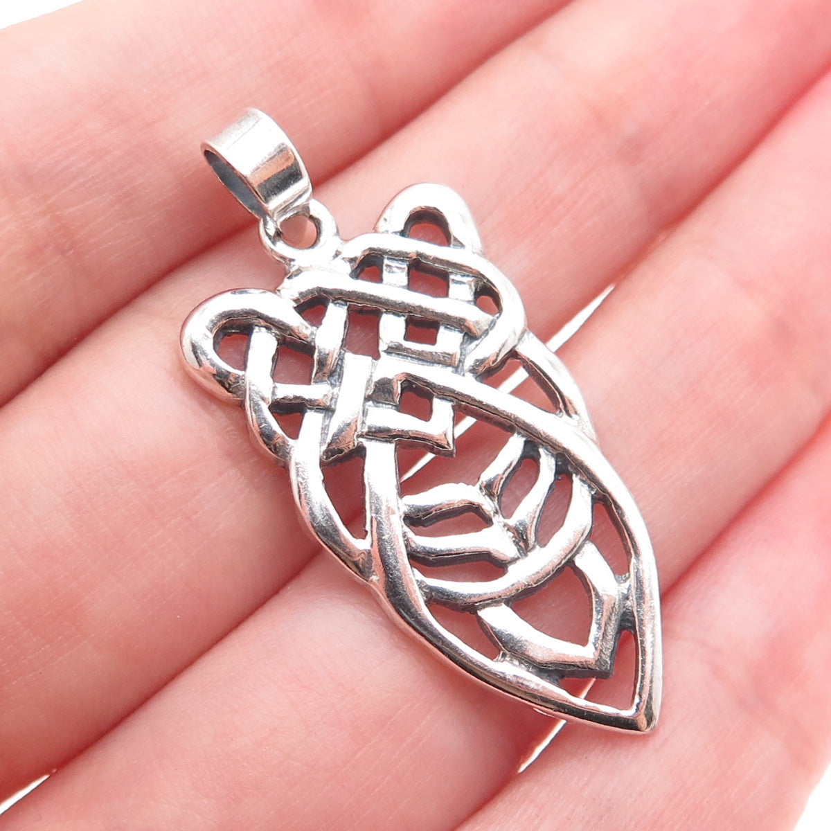 925 Sterling Silver Vintage Celtic Knot Oxidized Charm Pendant