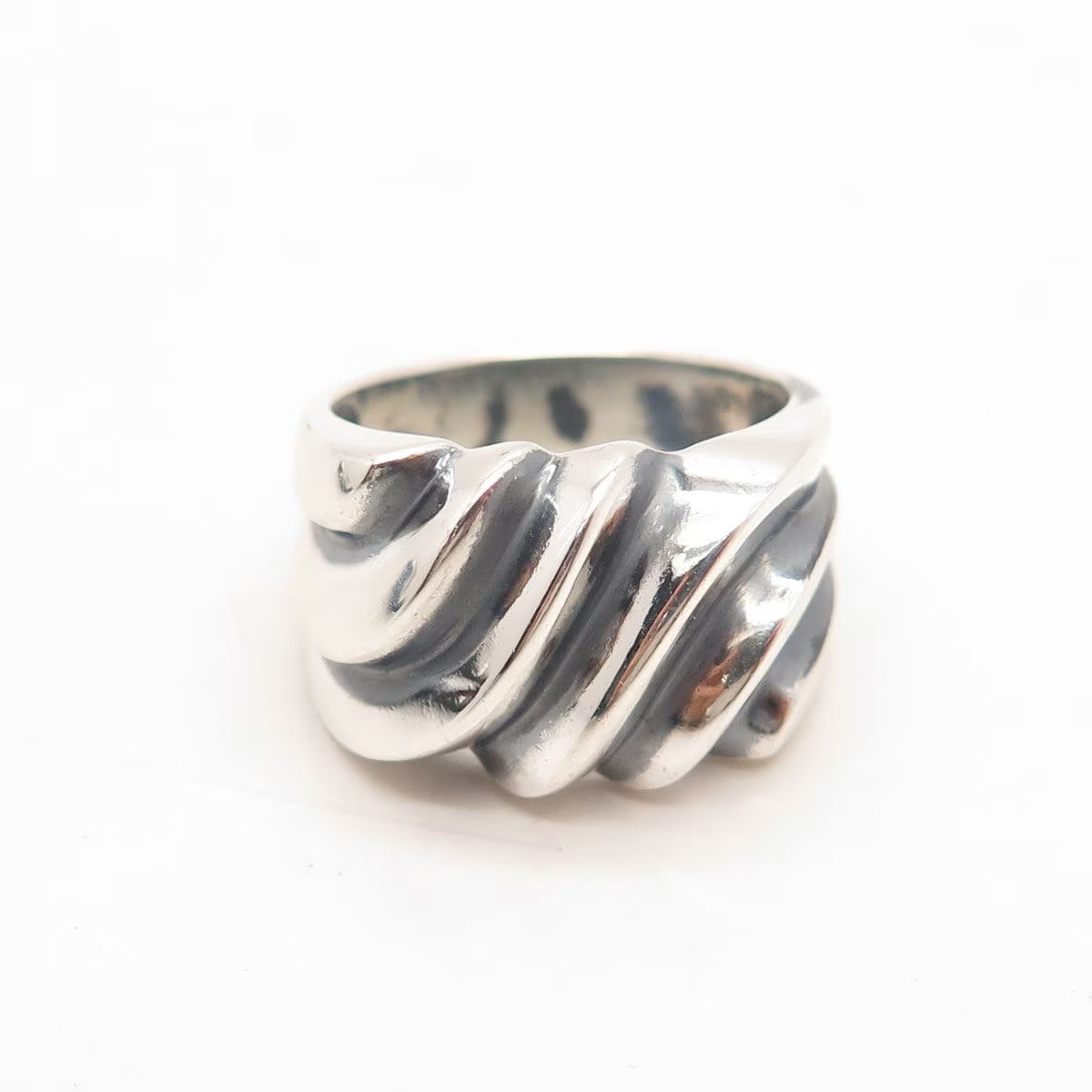 925 Sterling Silver Vintage Chapal-Zenray Inc. Ribbed Ring Size 6