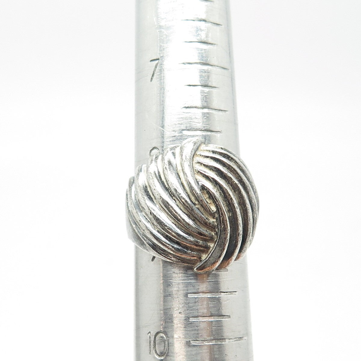 925 Sterling Silver Vintage Modernist Oxidized Twisted Ribbed Dome Ring Size 9