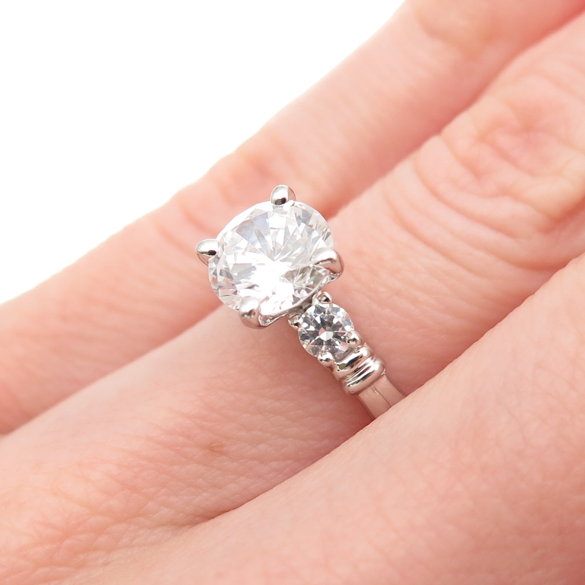 925 Sterling Silver Round-Cut C Z Engagement Ring Size 5.25