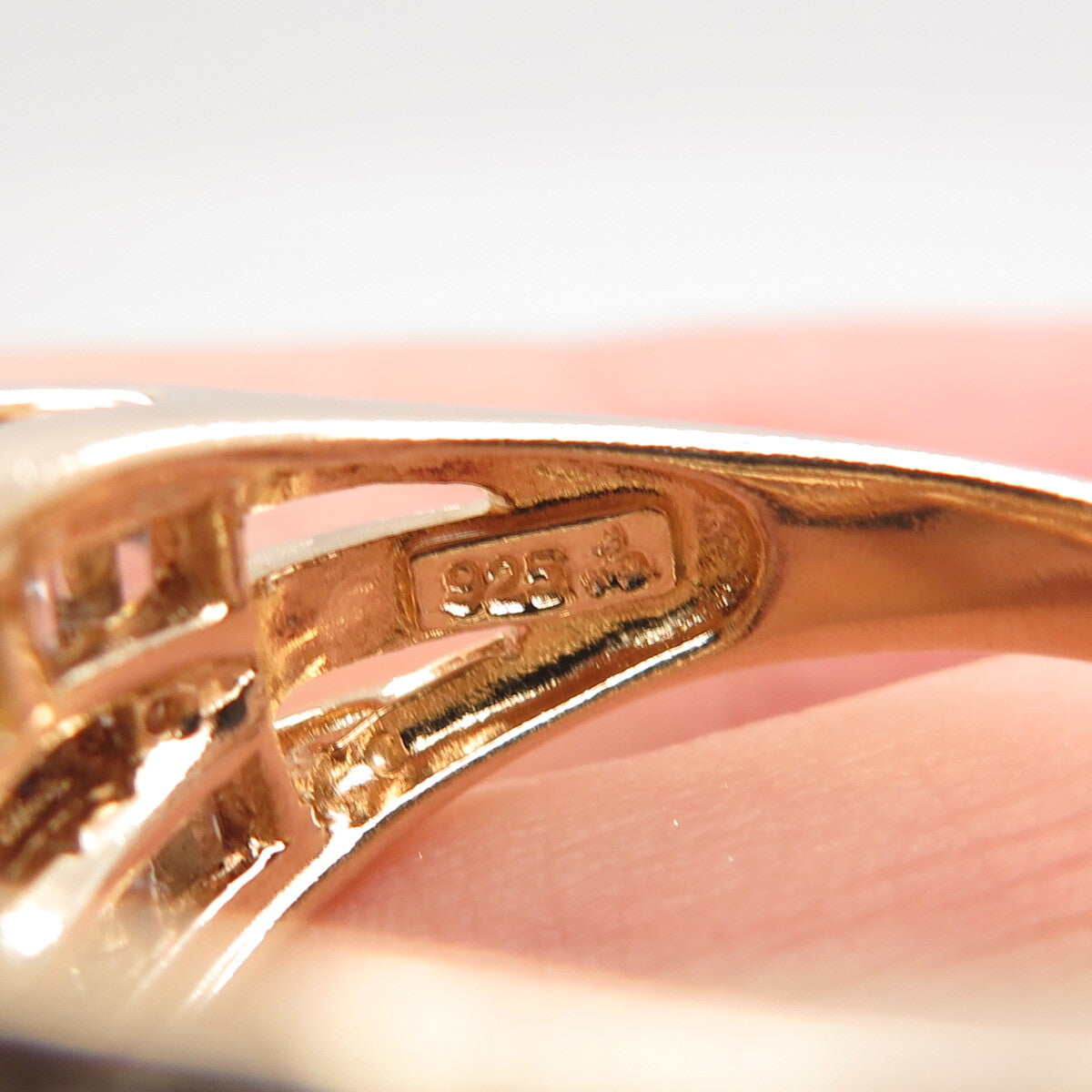 925 Sterling Silver Gold Plated C Z Crossover Ring Size 8