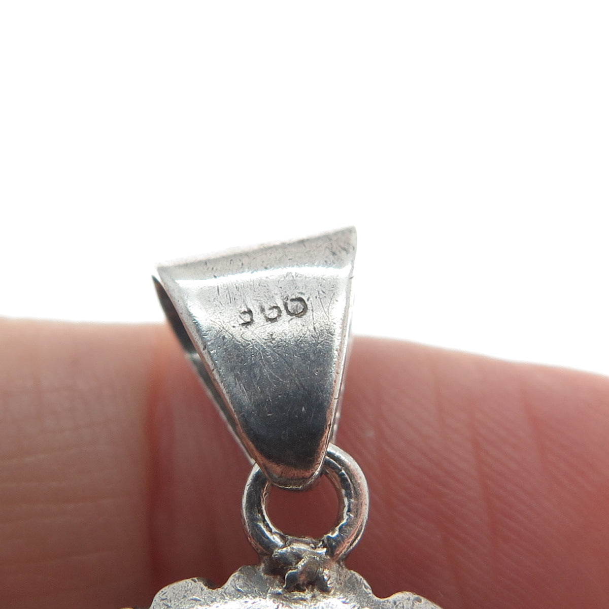 950 Silver Vintage Real Oval-Cut Agate Roped Pendant