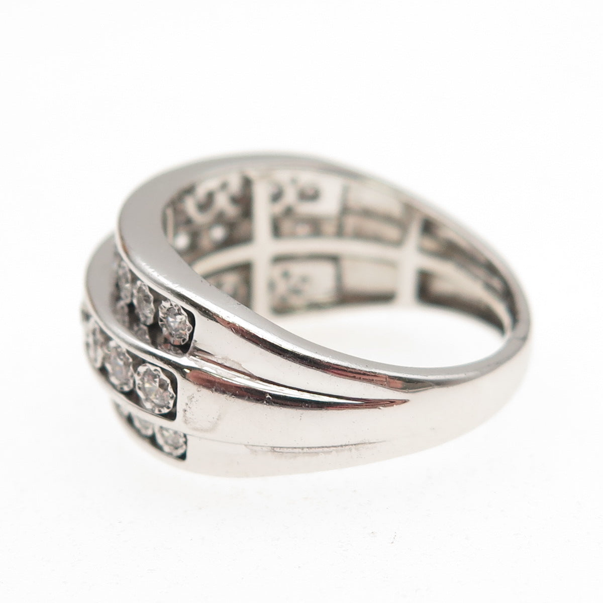 925 Sterling Silver Round-Cut C Z 3-Row Ring Size 7.25