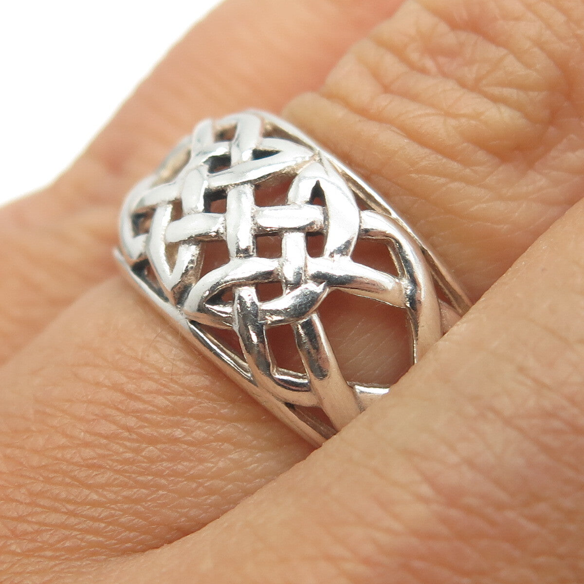 925 Sterling Silver Vintage Celtic Knot Ring Size 6