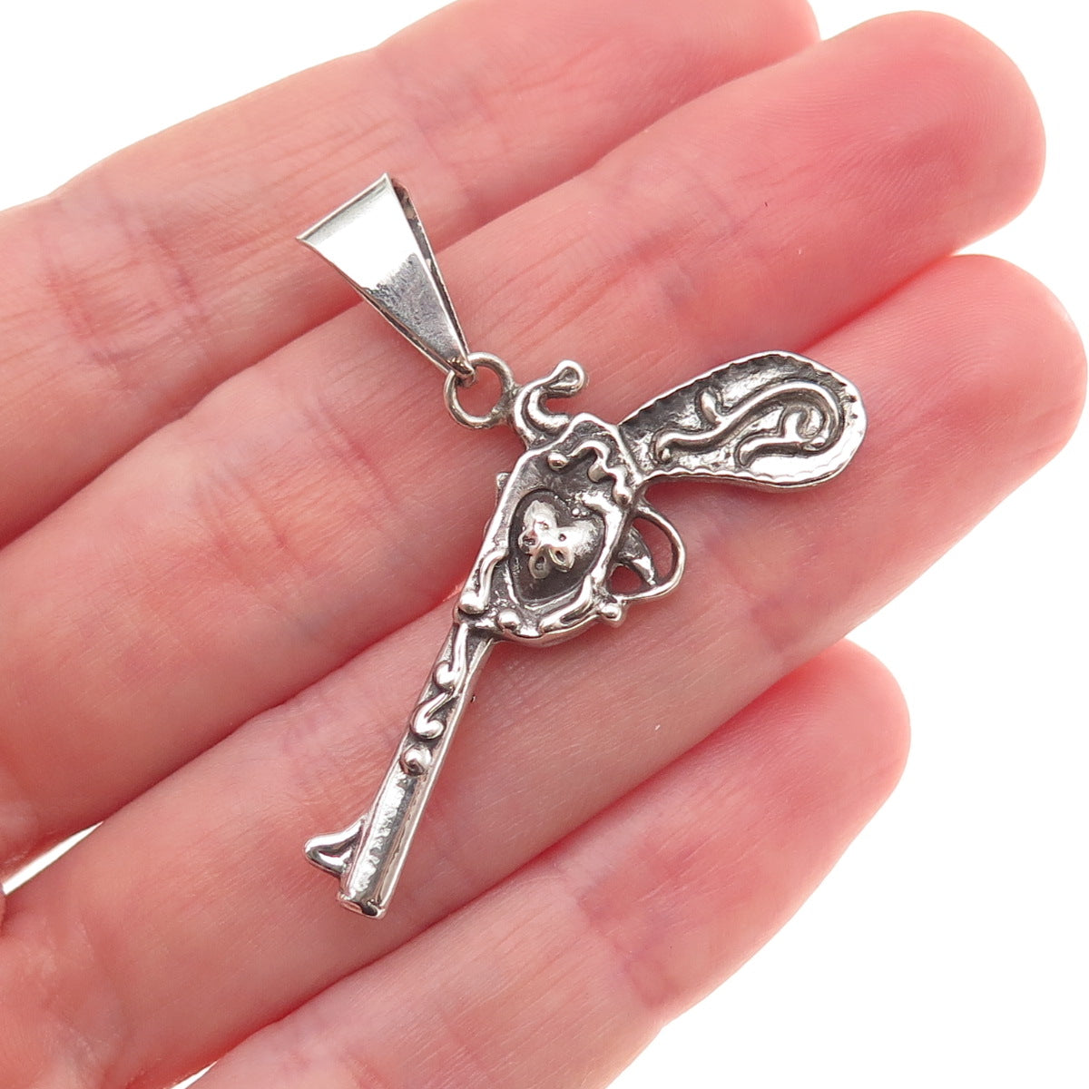 925 Sterling Silver Vintage Revolver Oxidized Charm Pendant