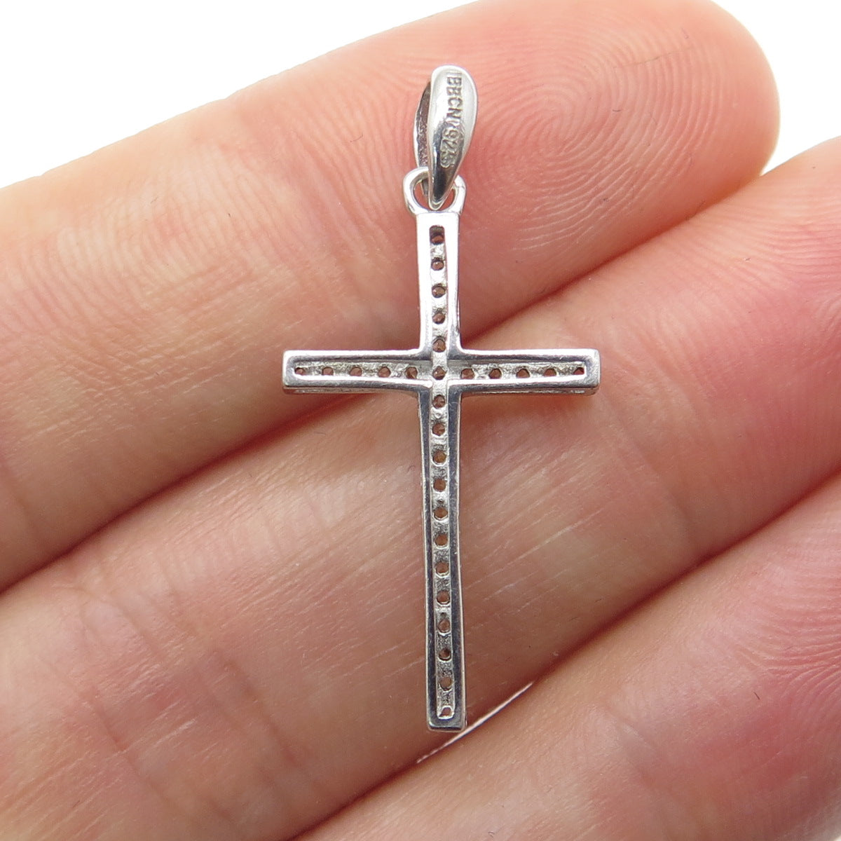 925 Sterling Silver Round-Cut C Z Cross Pendant