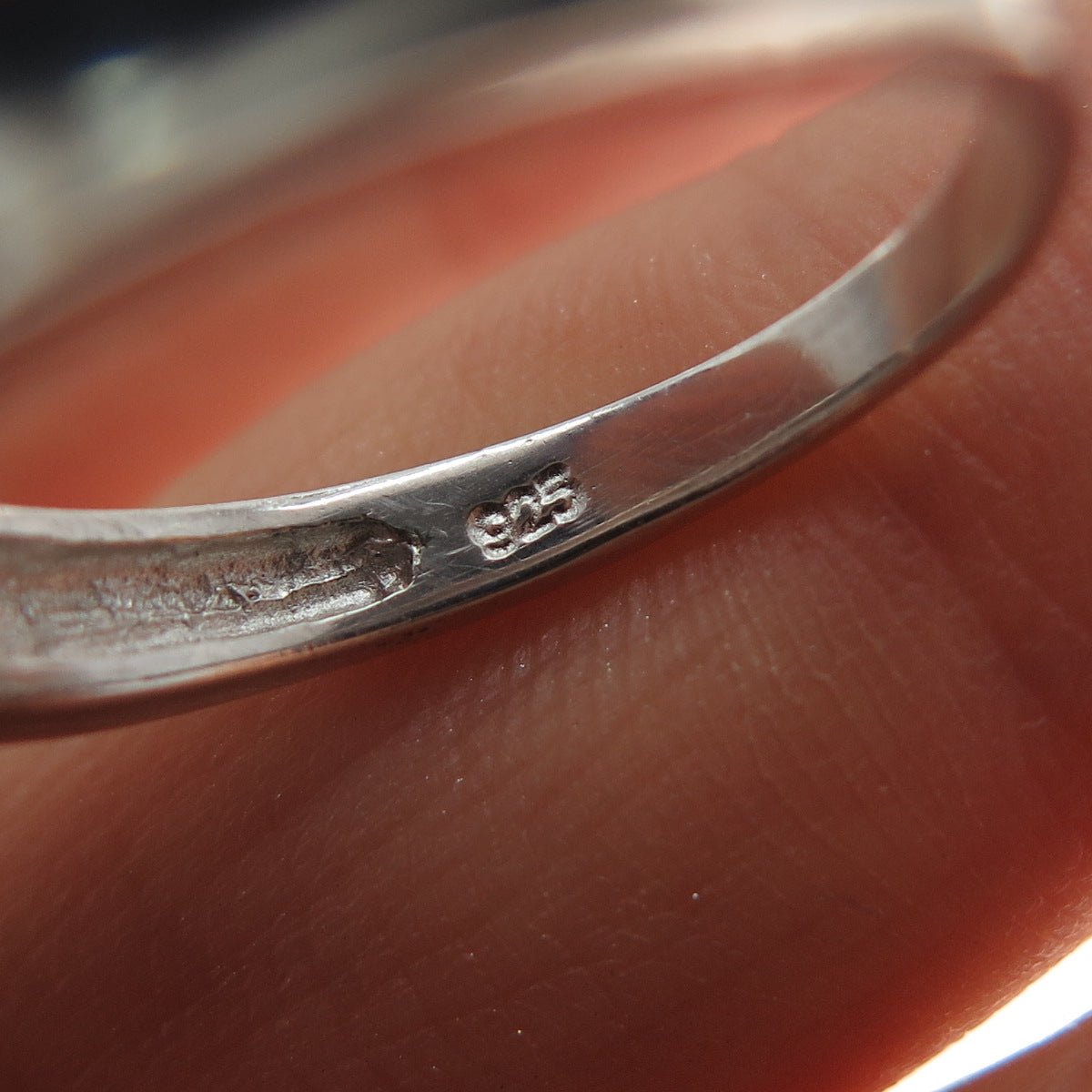 925 Sterling Silver Round-Cut C Z Ring Size 6.75