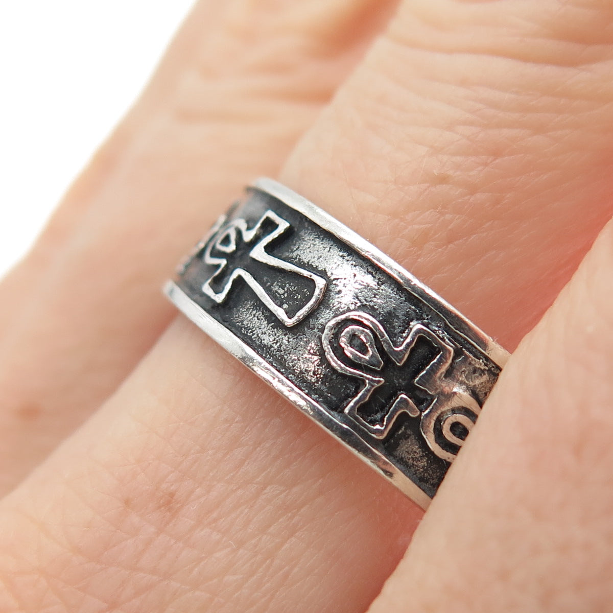 925 Sterling Silver Vintage Egyptian Ankh Oxidized Band Ring Size 12.25
