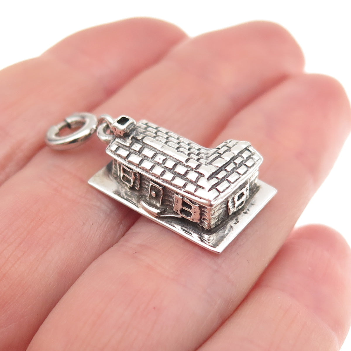 JewelArt 925 Sterling Silver Vintage Cabin Spring Ring 3D Charm Pendant