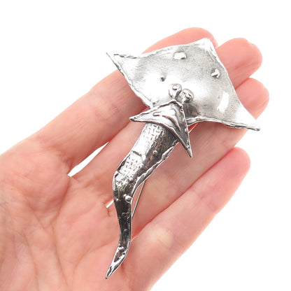 925 Sterling Silver Vintage Modernist Manta Ray Oxidized Pin Brooch