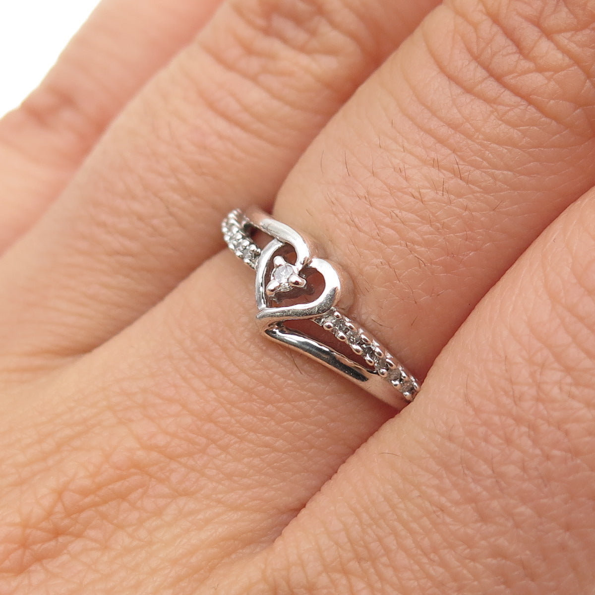 925 Sterling Silver Real Round-Cut Diamond Heart Ring Size 6.5