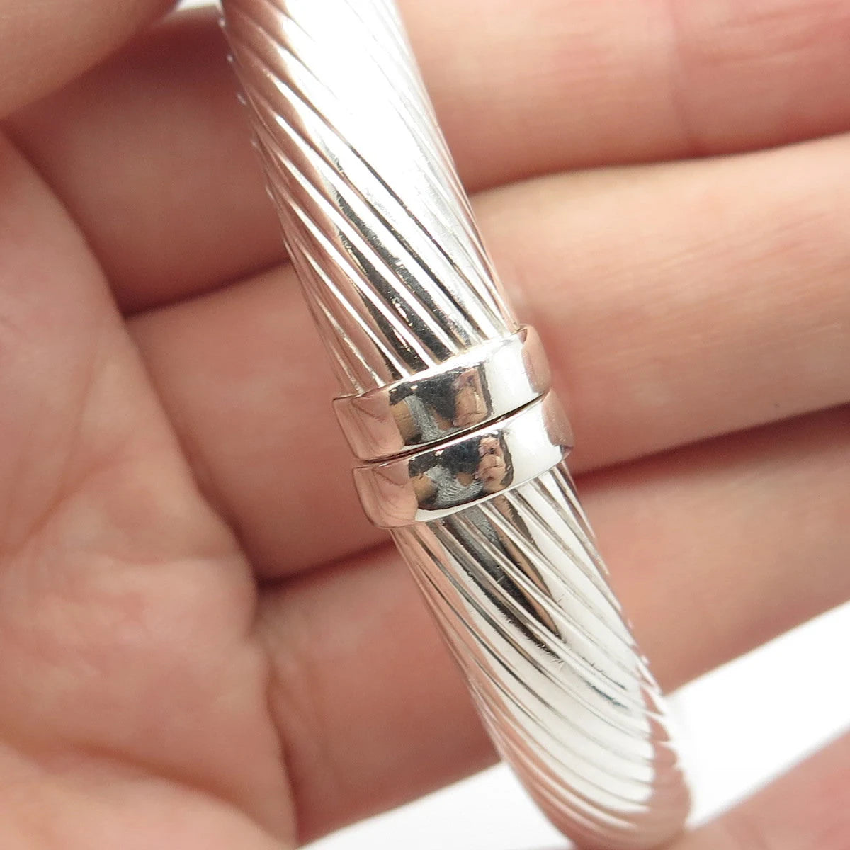 925 Sterling Silver Vintage Italy Hinged Bangle Bracelet 7.25"