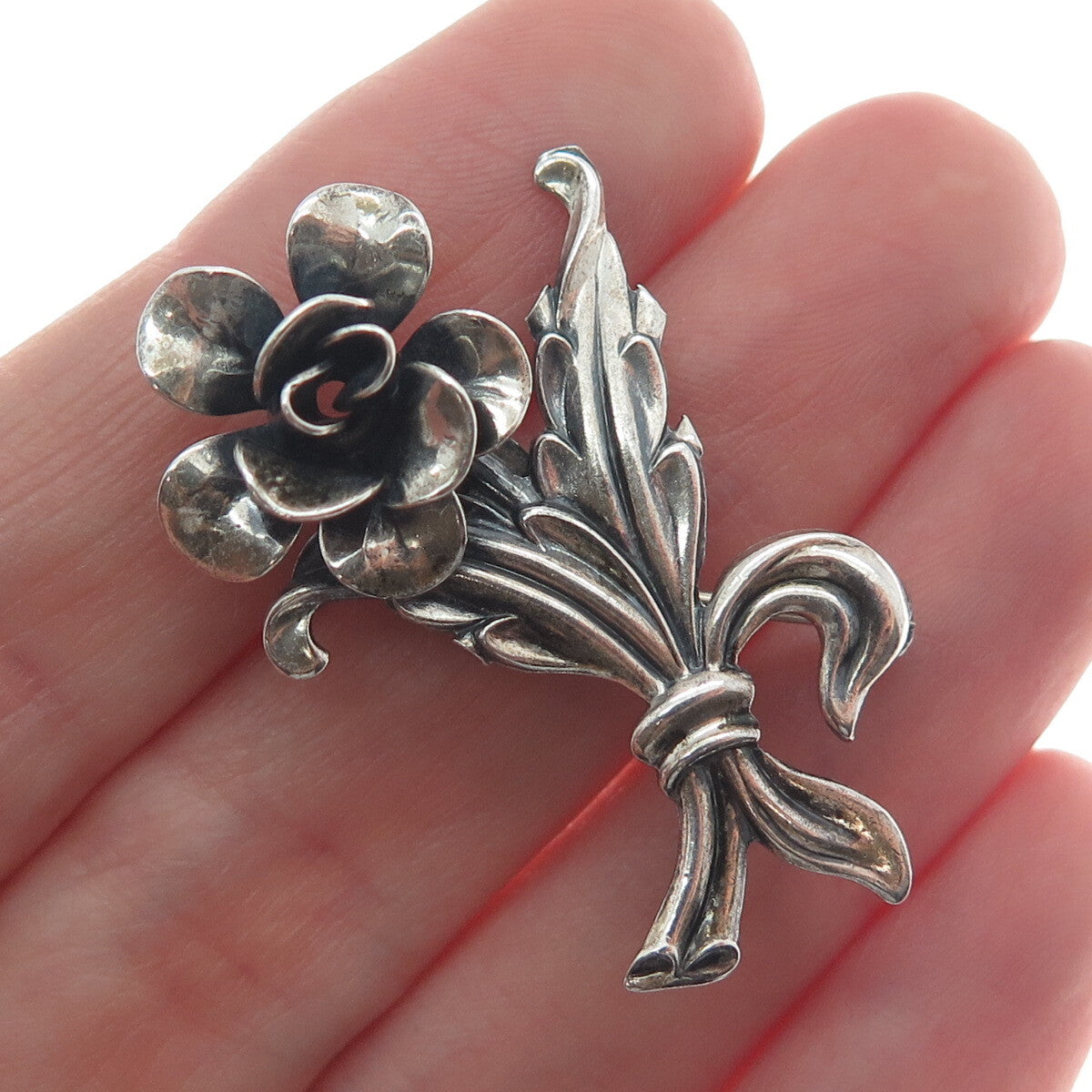 JEWELART 925 Sterling Silver Antique Art Deco Flower Leaf Pin Brooch
