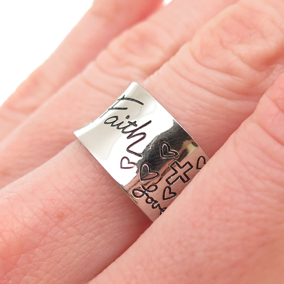 925 Sterling Silver Faith Truth Believe Hope Love is Light Ring Size 7.25