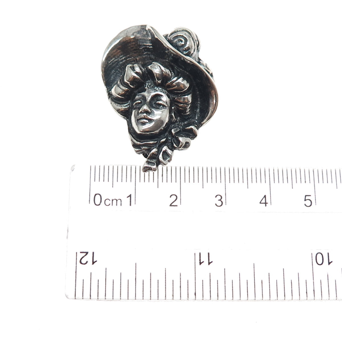925 Sterling Silver Vintage Victorian Lady Oxidized Pin Brooch