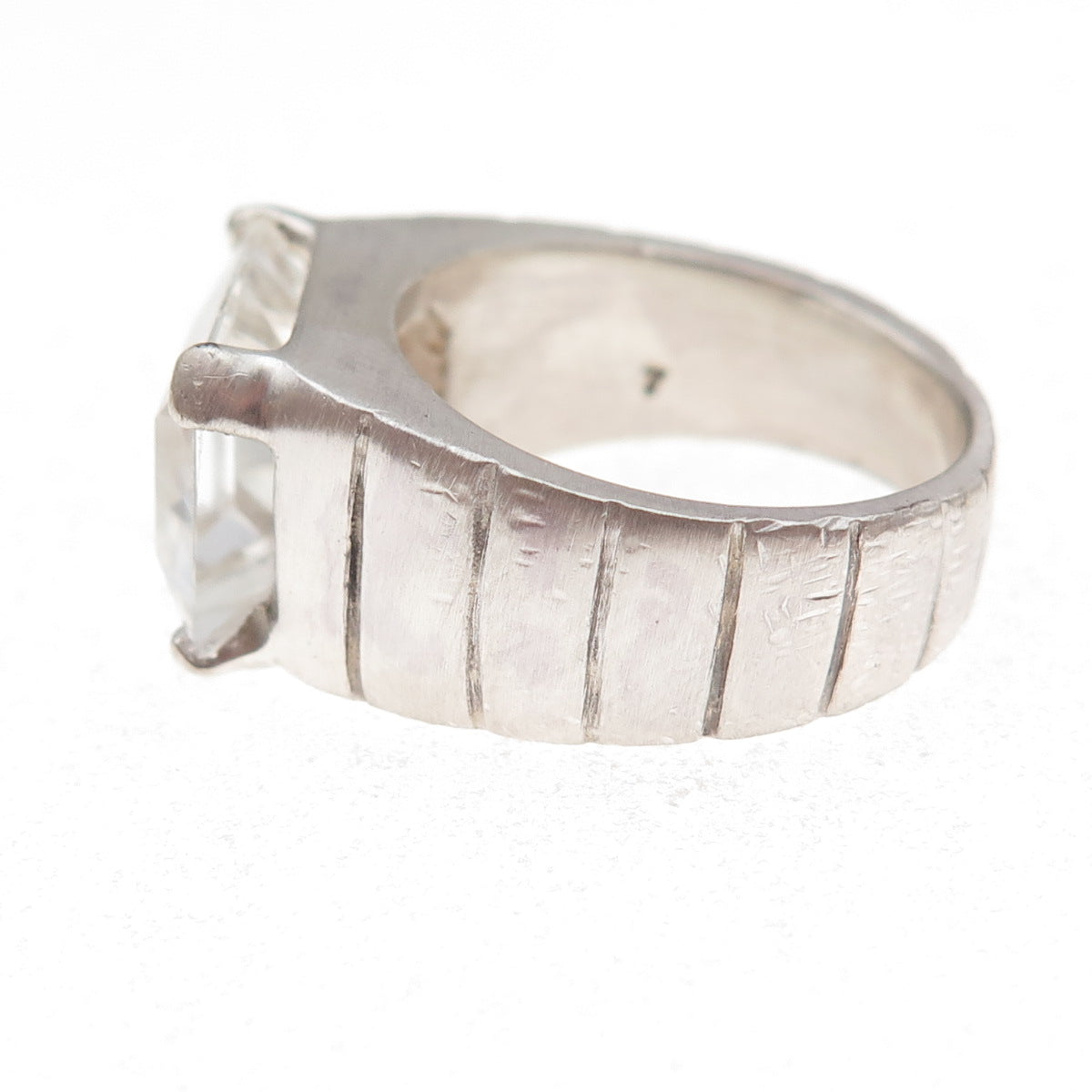 Lisa Jenks 925 Sterling Silver Vintage Real White Topaz Modernist Ring Size 6.5