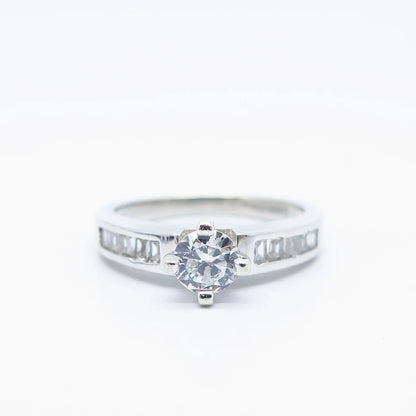 925 Sterling Silver Vintage Round-Cut C Z Engagement Ring Size 7