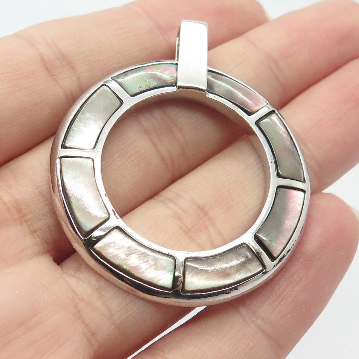 925 Sterling Silver Vintage VAR Real Abalone Shell Open Circle Pendant