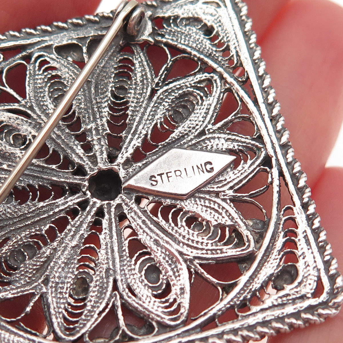 925 Sterling Silver Vintage Cannetille Filigree Oxidized Pin Brooch
