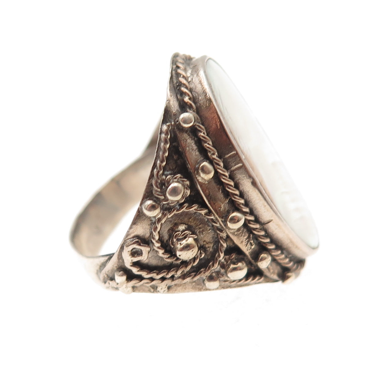 500 Silver Antique Victorian Real Mother-of-Pearl Oxidized Ring Size 8