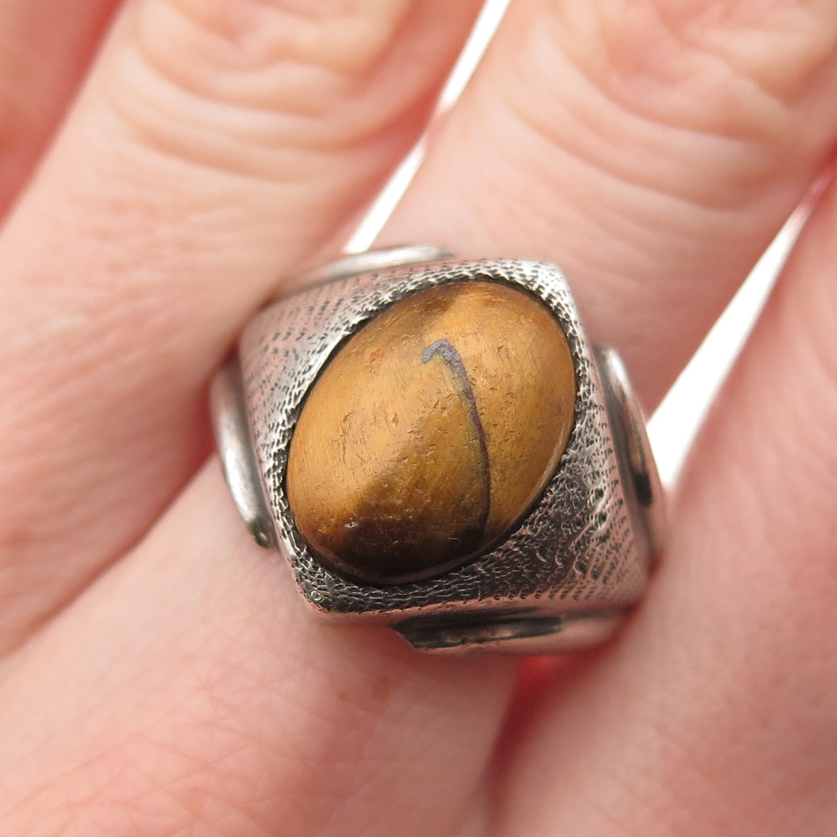 925 Sterling Silver Vintage Real Tiger Eye Modernist Oxidized Ring Size 8.5