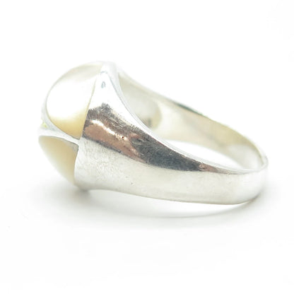 925 Sterling Silver Round-Cut Shaped C Z & Real Mother Of Pearl Dome Ring Size 9