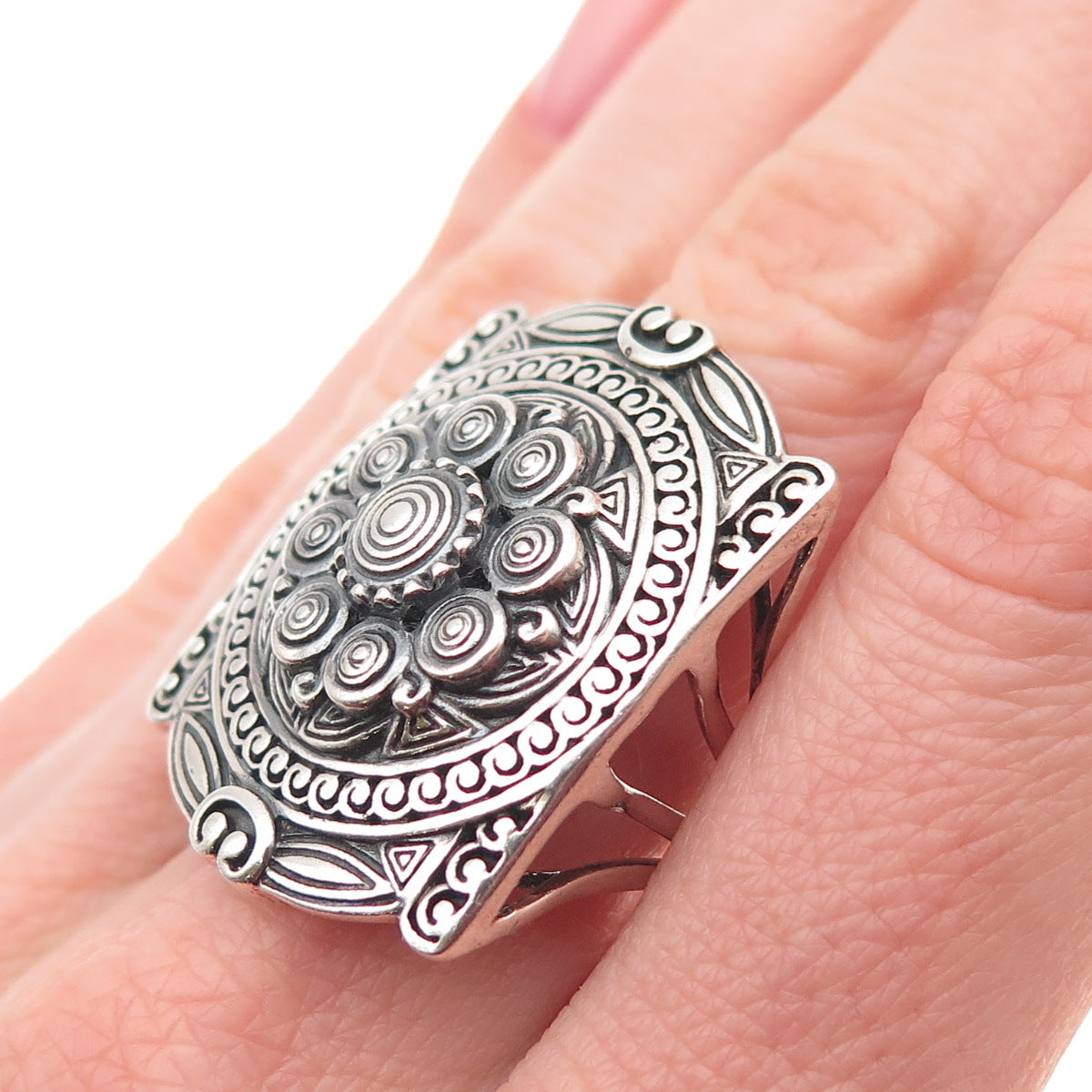 925 Sterling Silver Vintage Swirl Beaded Oxidized Ring Size 8