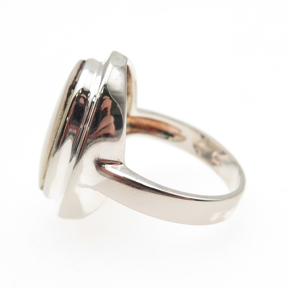 925 Sterling Silver Vintage Real MOP Modernist Ring Size 8
