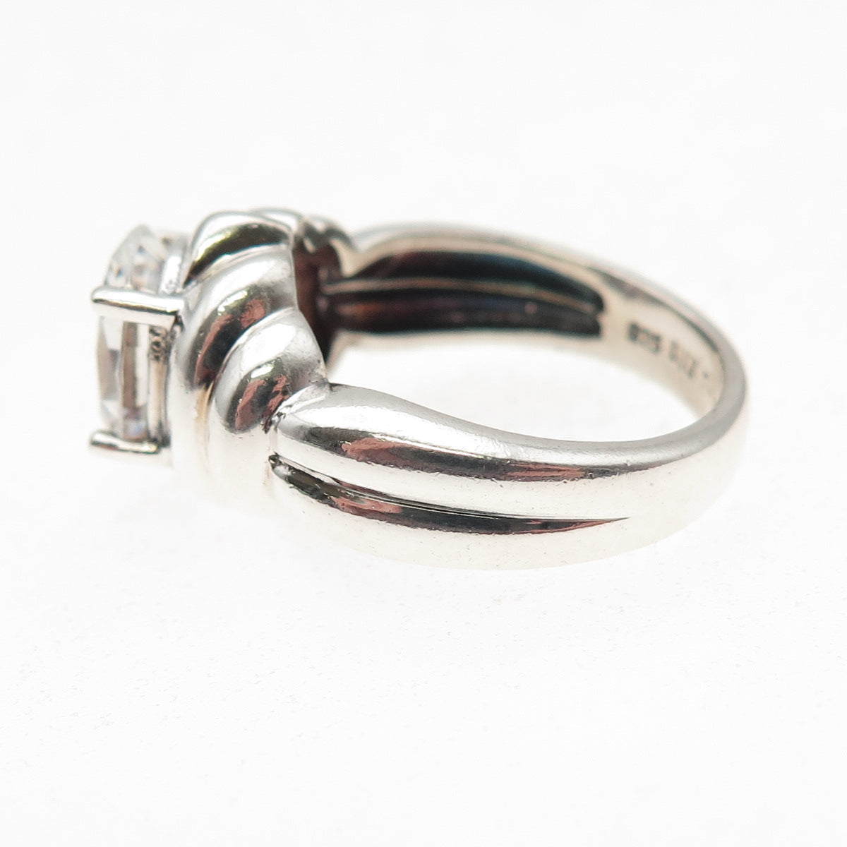 925 Sterling Silver Vintage Oval-Cut C Z Modernist Oxidized Ring Size 8