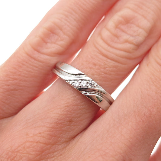 925 Sterling Silver Round-Cut C Z Band Ring Size 6