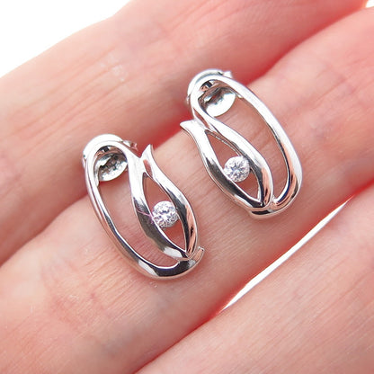 925 Sterling Silver Round-Cut C Z Floral Earrings