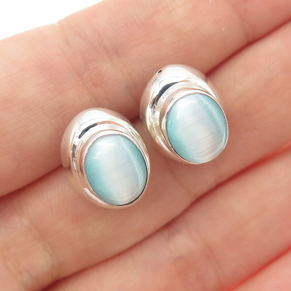 925 Sterling Silver Vintage Blue Optic Fiber Cat's Eye Modernist Earrings