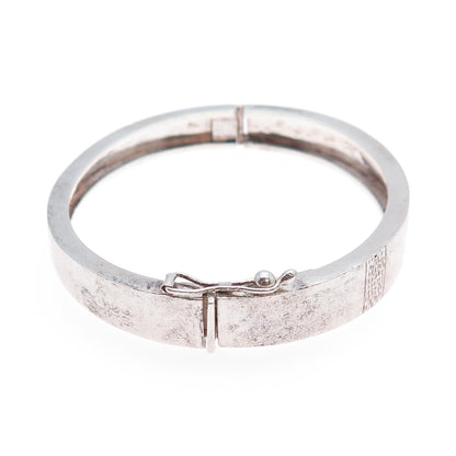 950 Silver Vintage Modernist Oxidized Bangle Bracelet 7"