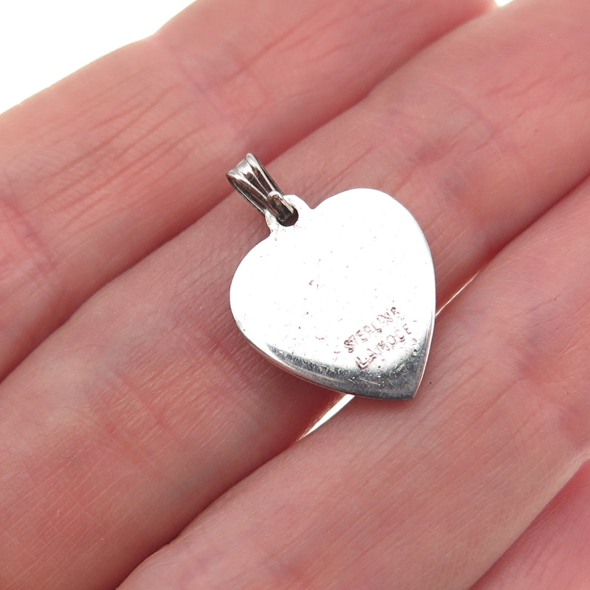 Lamode 925 Sterling Silver Vintage Heart Mini Charm Pendant