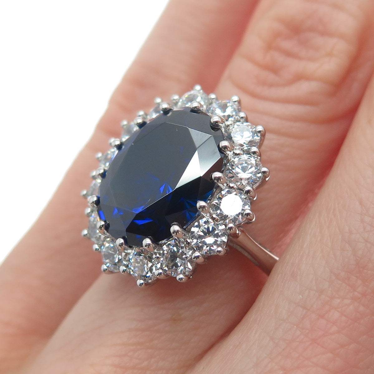925 Sterling Silver Blue Oval-Cut & White Round-Cut Shaped C Z Ring Size 8.25