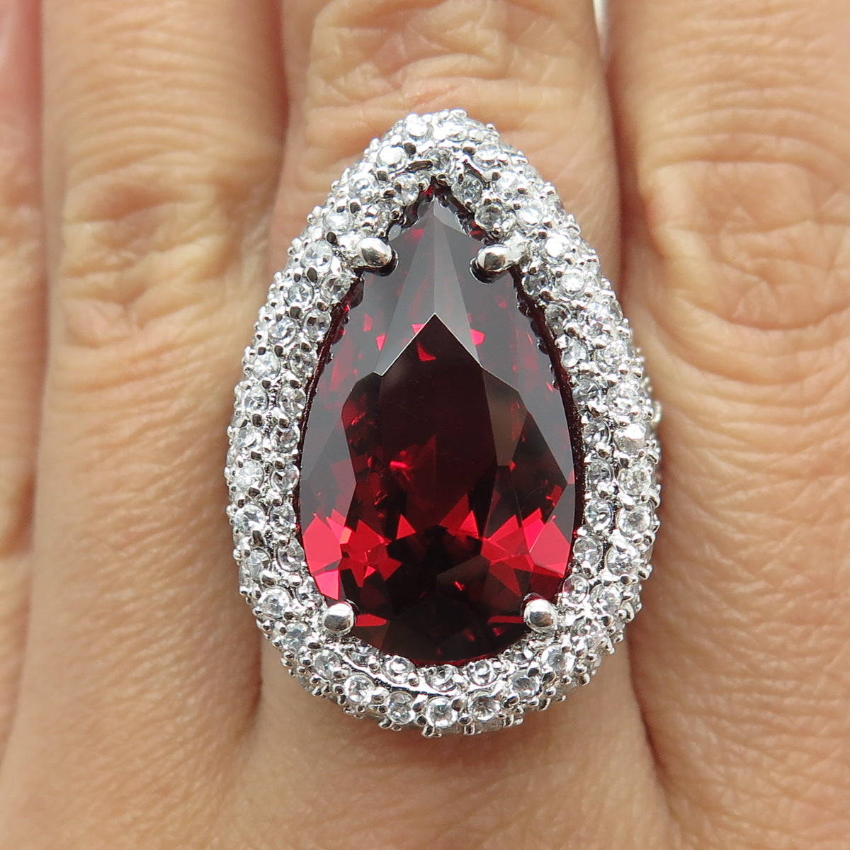 925 Sterling Silver Checkered Nano Garnet C Z Teardrop Statement Ring Size 7.25