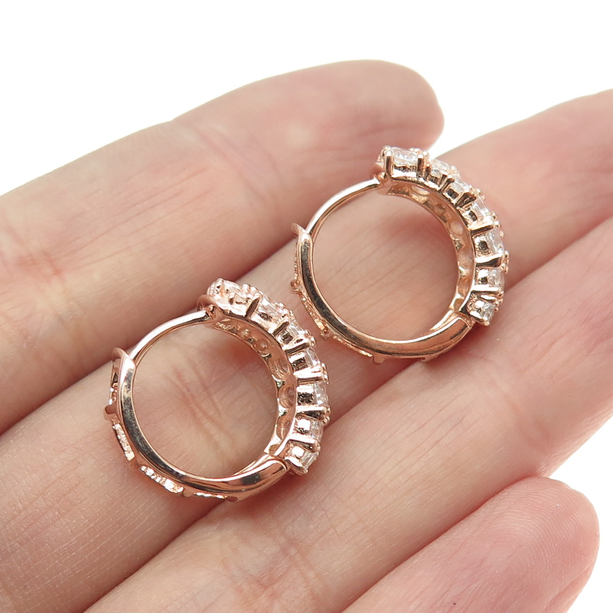 925 Sterling Silver Rose Gold Plated Round-Cut Shaped C Z Huggie Earrings