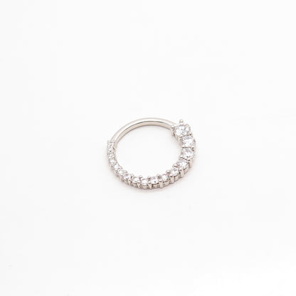 925 Sterling Silver C Z Graduated Circle of Life Pendant