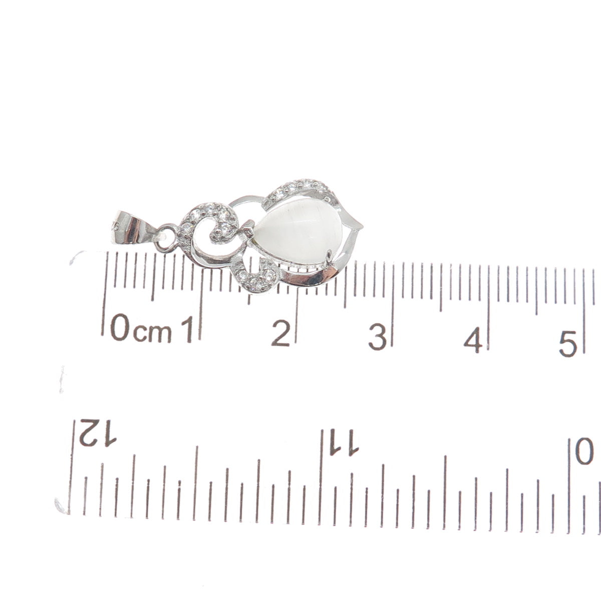 925 Sterling Silver Real Clear Quartz & C Z Ornate Minimalist Charm Pendant