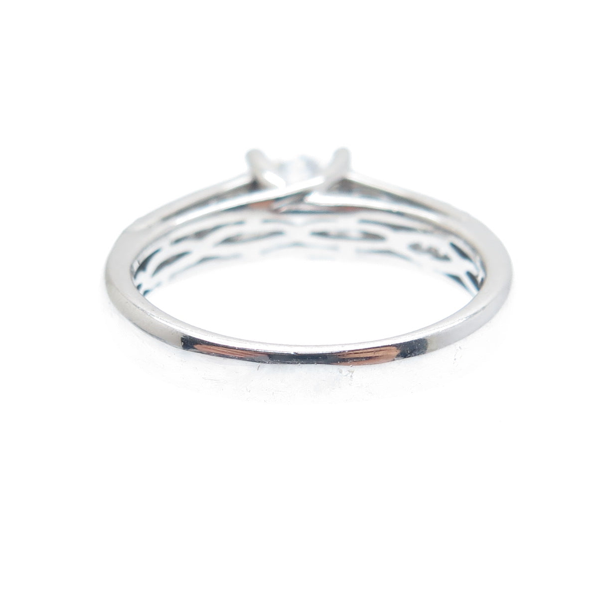 925 Sterling Silver Round-Cut C Z Engagement Ring Size 7.25