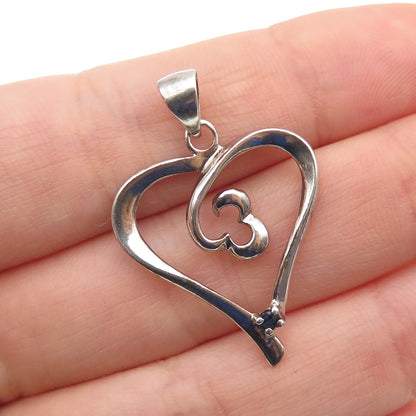 SONYA HOU Sterling Silver Vintage Real Round-Cut Sapphire Heart Charm Pendant
