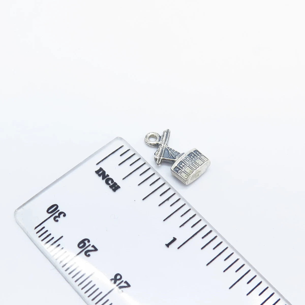 925 Sterling Silver Vintage Cable Car Charm Pendant