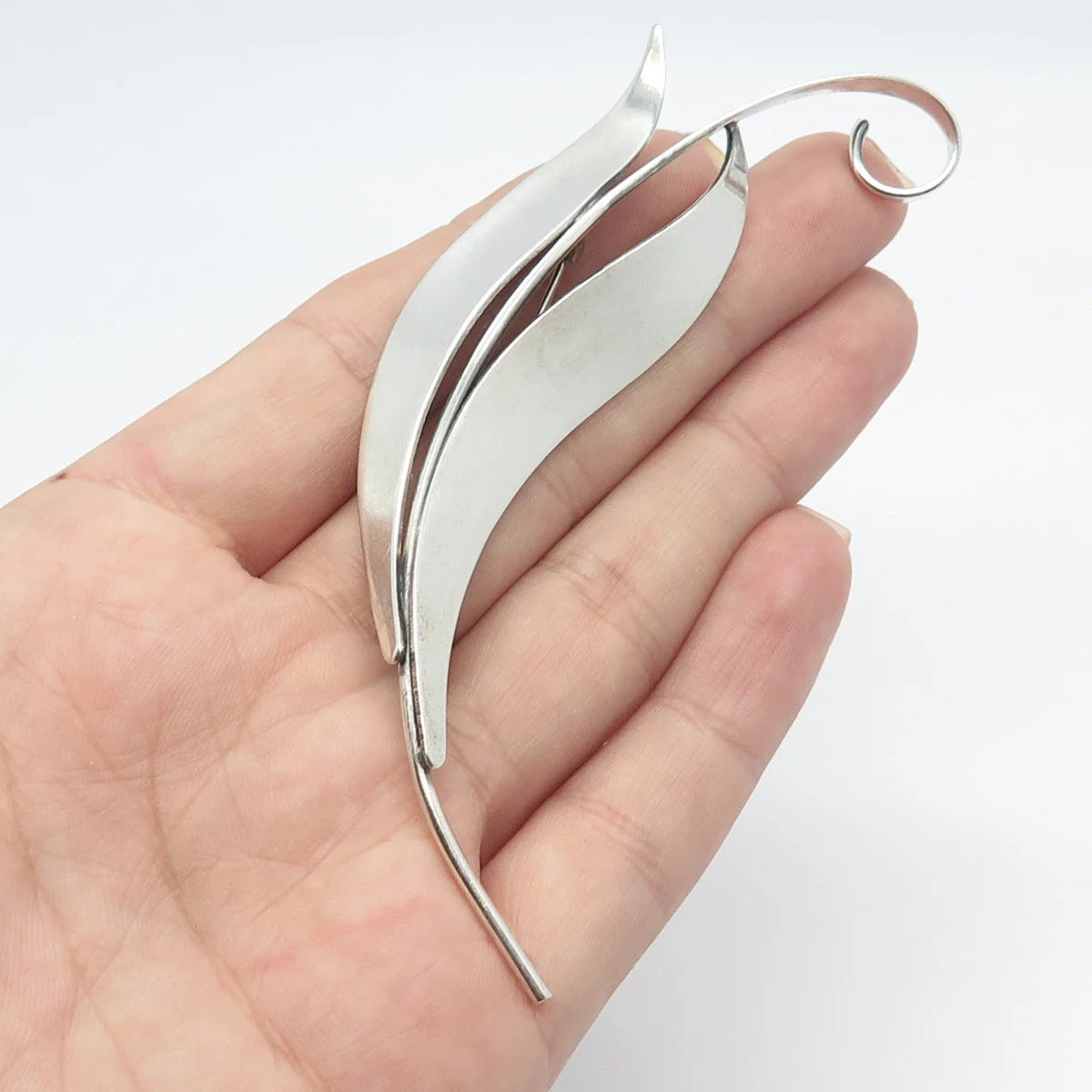 925 Sterling Silver Vintage BEAU Leaf Pin Brooch