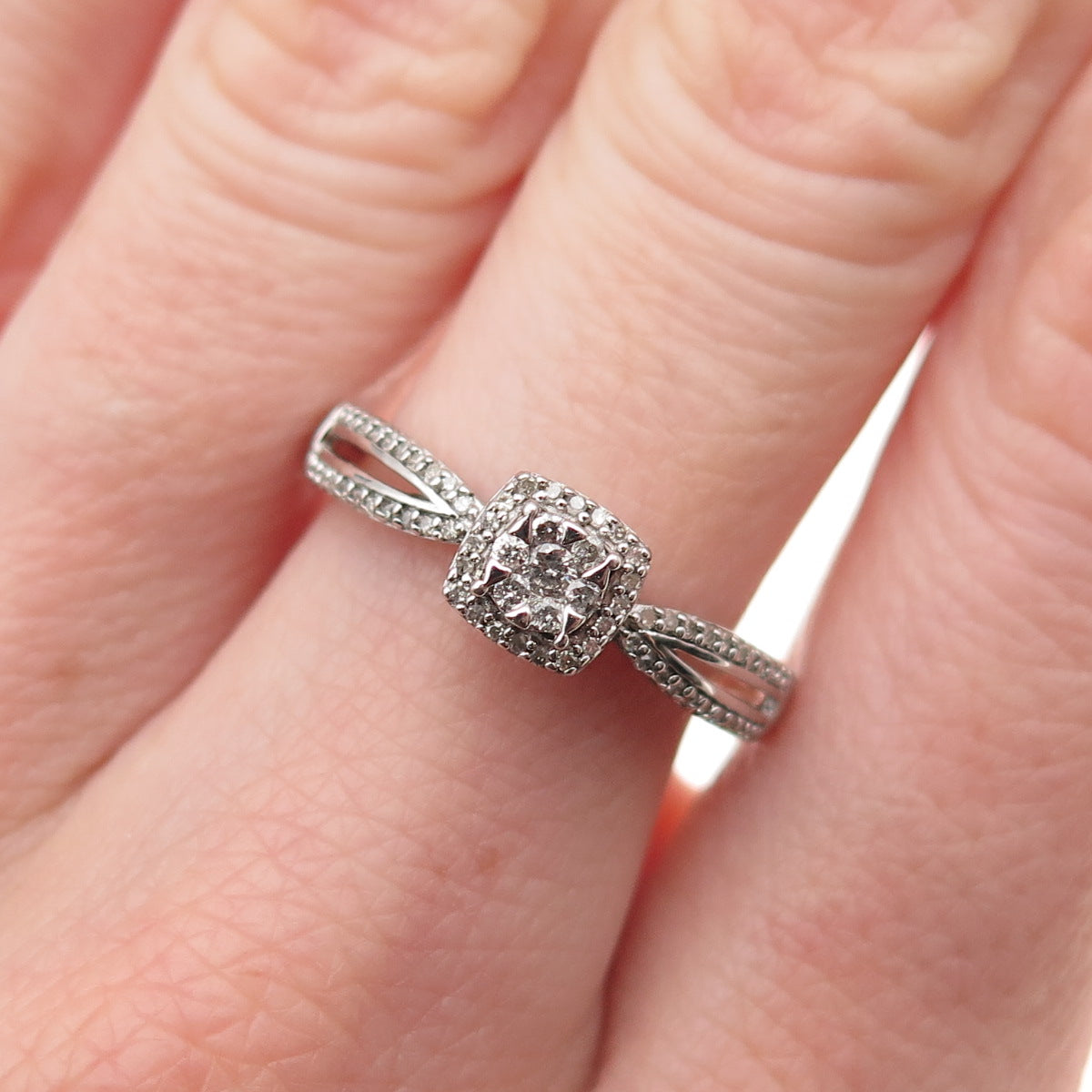 Sun 925 Sterling Silver Real Round-Cut Diamond Engagement Ring Size 7