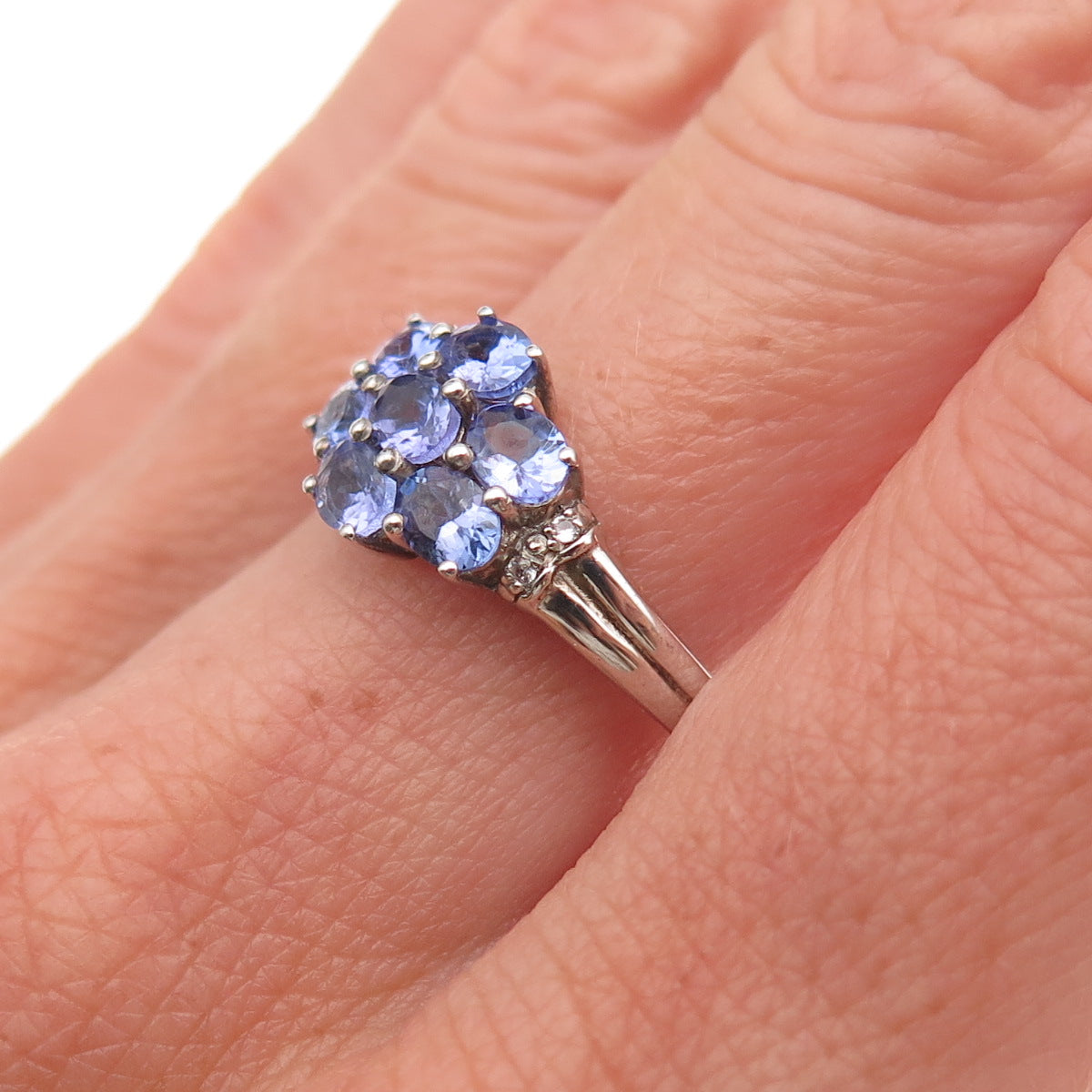 Chuck Clemency 925 Sterling Silver Real Oval-Cut Tanzanite Floral Ring Size 8.25