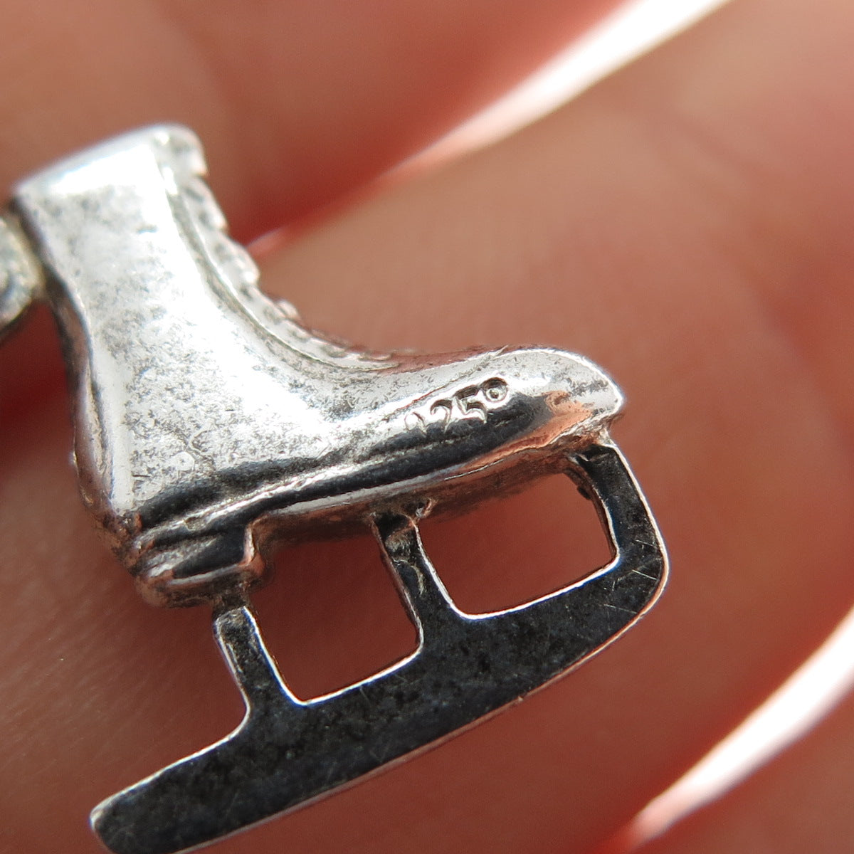 925 Sterling Silver Vintage Ice Skating Shoe Mini 3D Charm Pendant