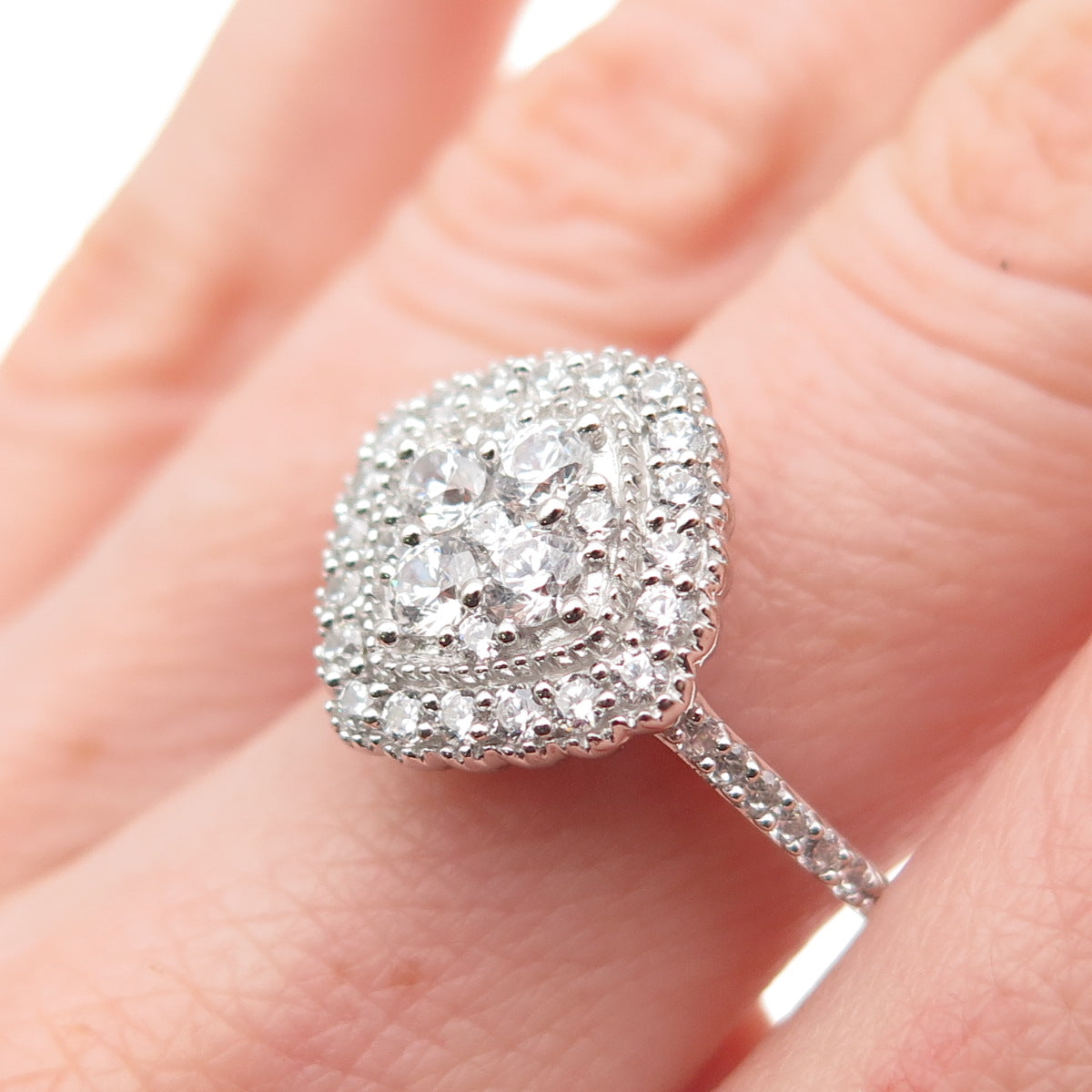 925 Sterling Silver Round-Cut C Z Promise Ring Size 6.75