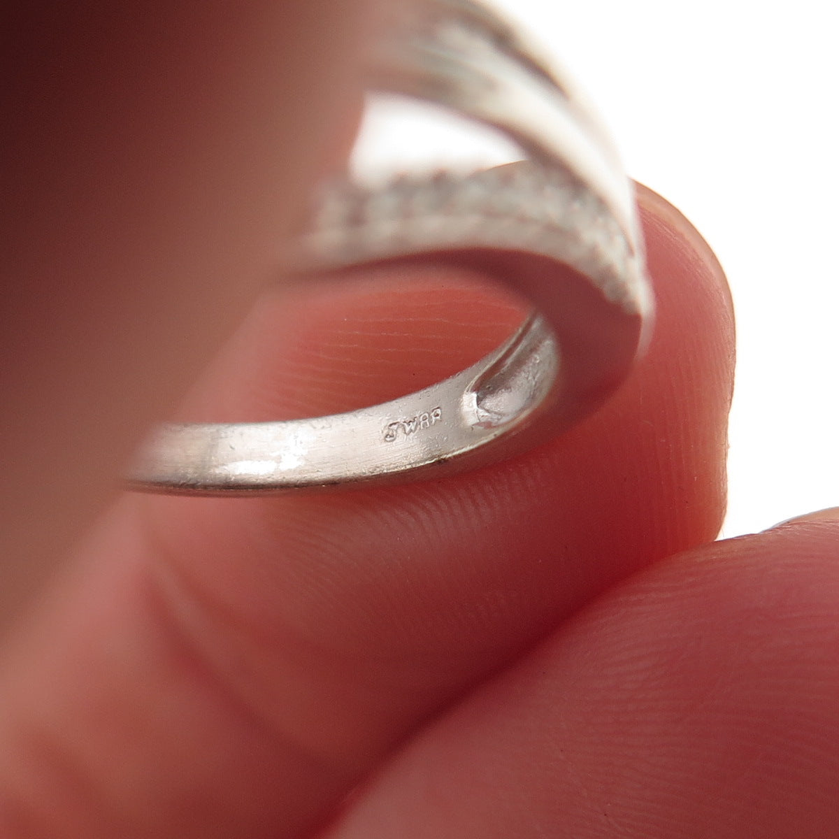 Jane Seymour 925 Sterling Silver Real Black & White Diamond Wavy Ring Size 7